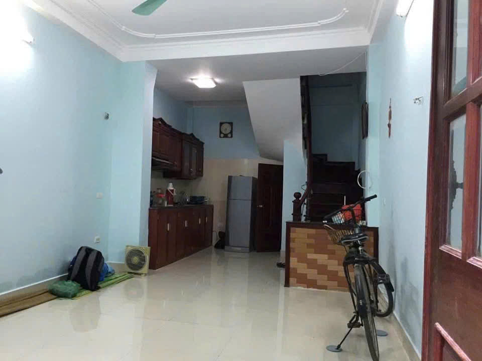 Cho thuê nhà ngõ 162 Đông Thiên, 30m2 x 4 tầng, 2 ngủ, 8.5tr - Ảnh 2